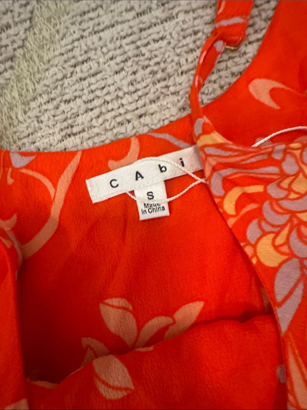 New CAbi Orange Floral Spaghetti-Strap Camisole small - Picture 2 of 3